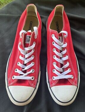 Converse‎ Men's Low Top Sneakers in Red Unisex